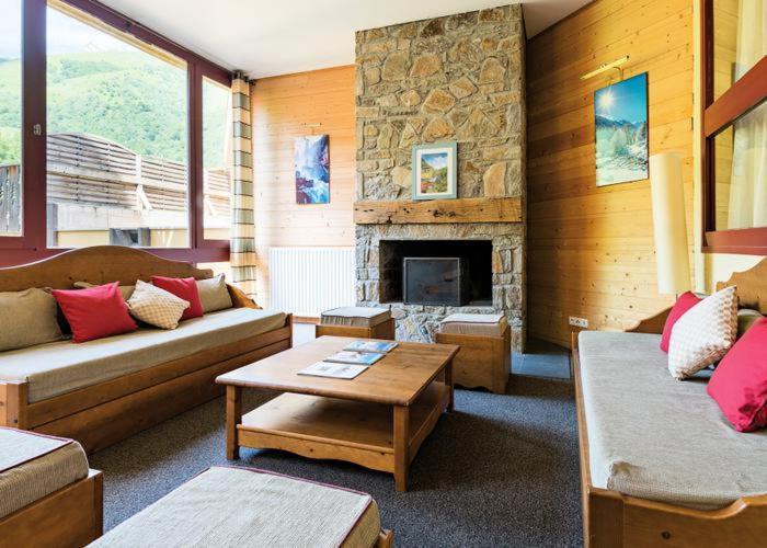 Appartement F2 Au Domaine Des 100 Lacs - Piscine - Sauna - Hammam Cauterets Exterior foto